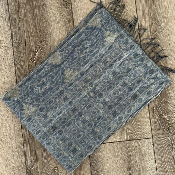 FRAAS Cashmink Scarf Blue - Picture 5 of 5